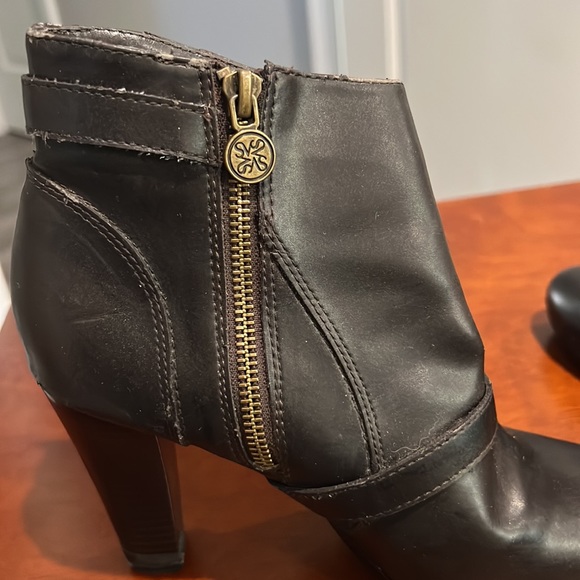 Simply Vera Wang Ankle Boots Dark Brown Size 6 - Picture 6 of 11